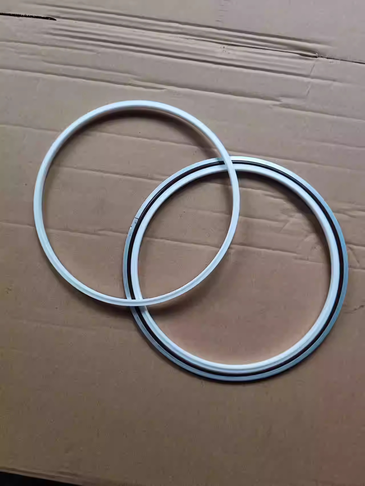 KF Centering Ring with O'Ring IOS PTFE Support PTFE Vacuum Centering Ring